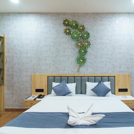 Satyabhama Inn Pathara Buitenkant foto