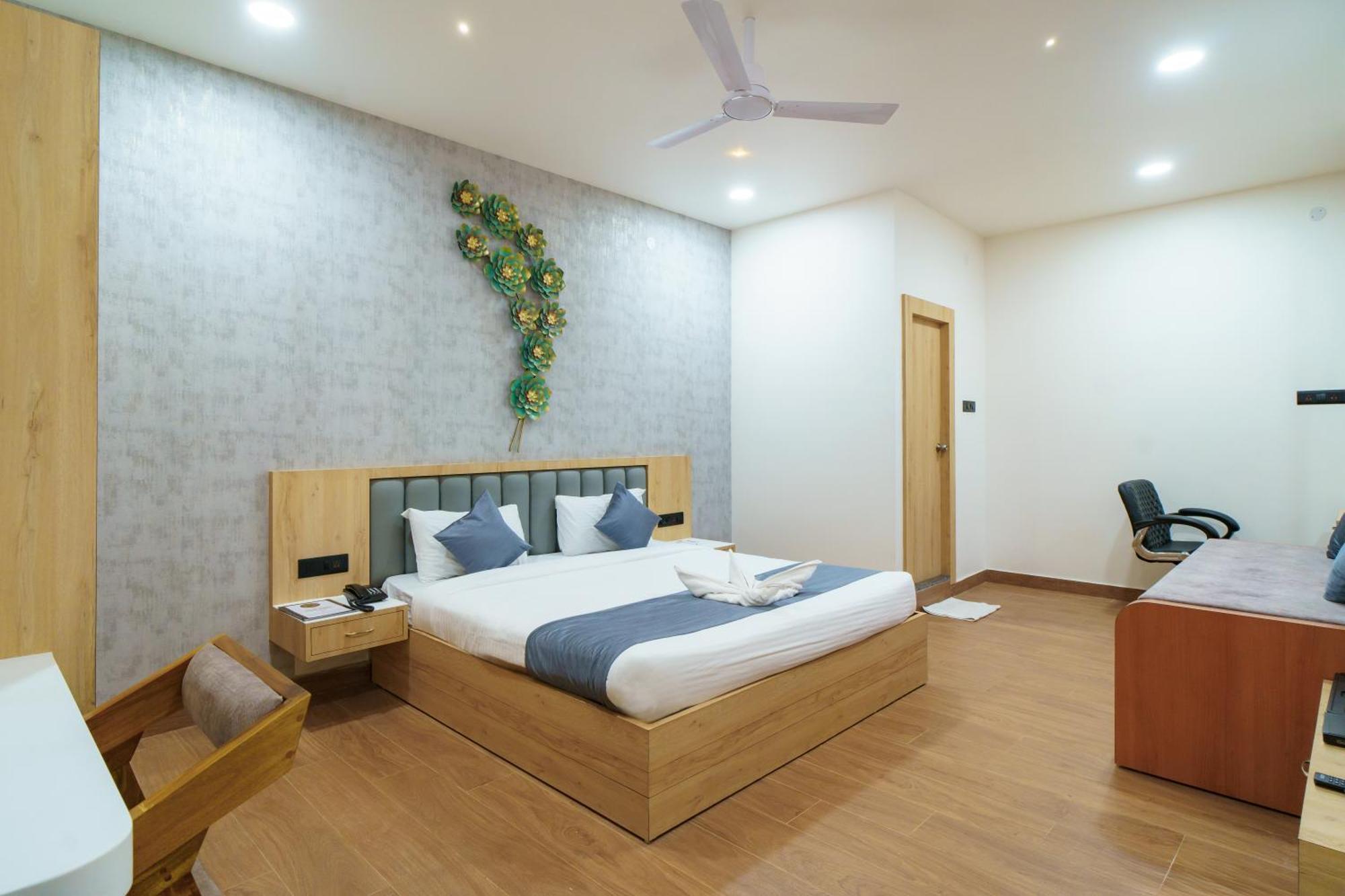 Satyabhama Inn Pathara Buitenkant foto