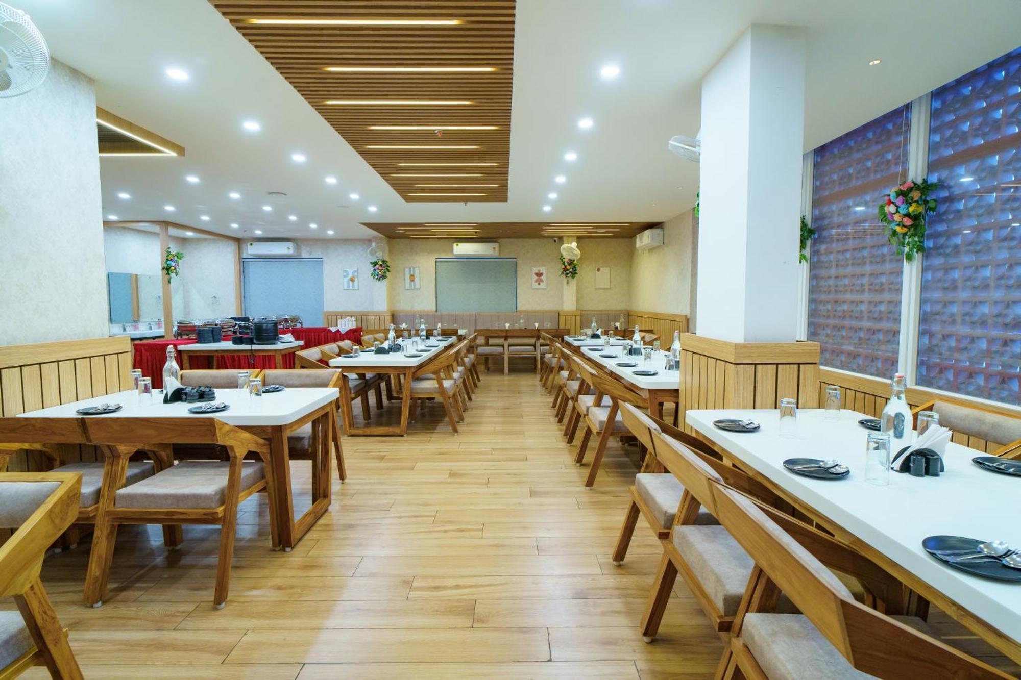 Satyabhama Inn Pathara Buitenkant foto