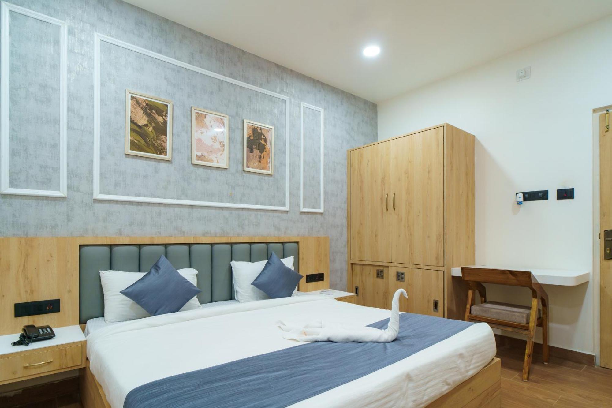 Satyabhama Inn Pathara Buitenkant foto