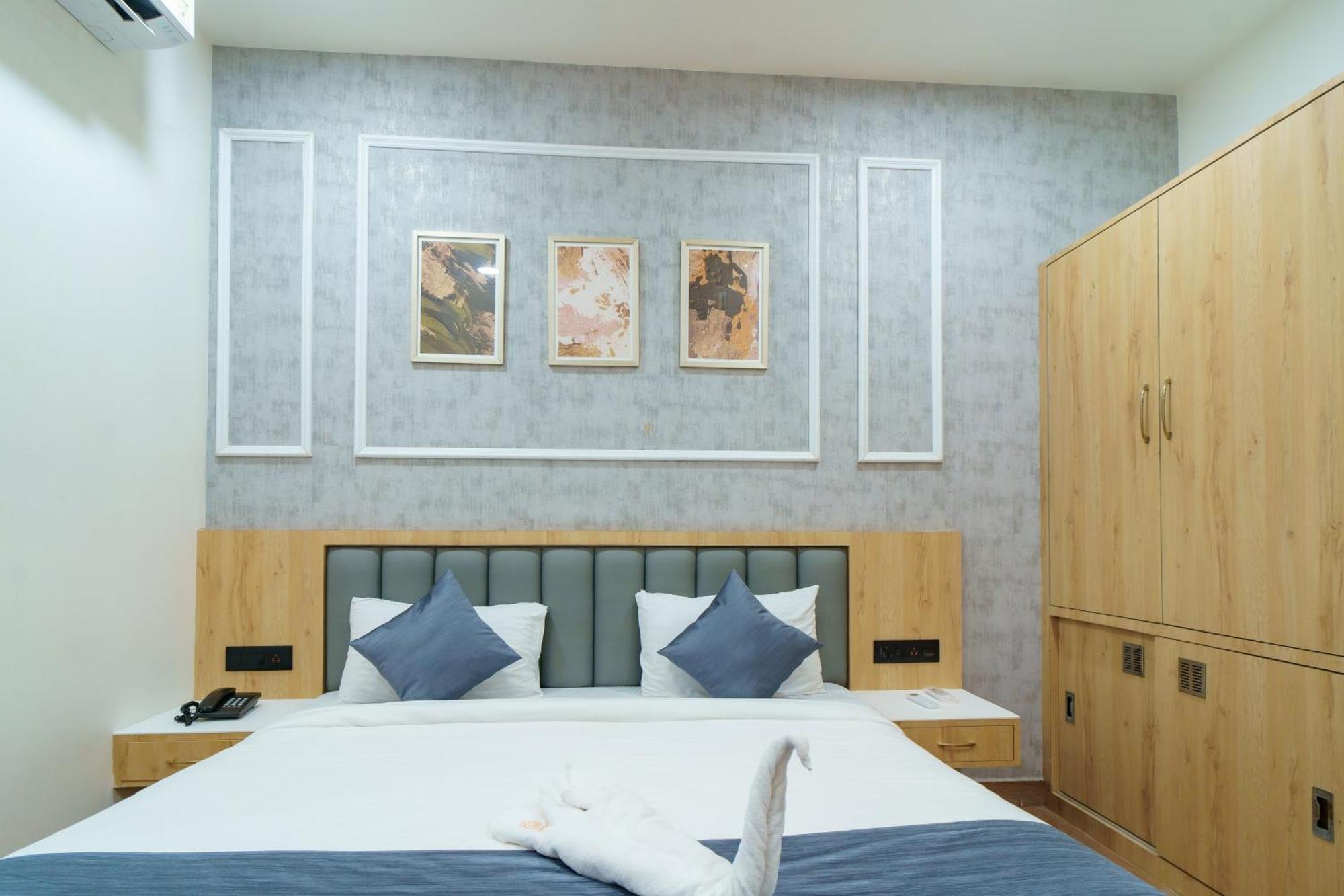 Satyabhama Inn Pathara Buitenkant foto